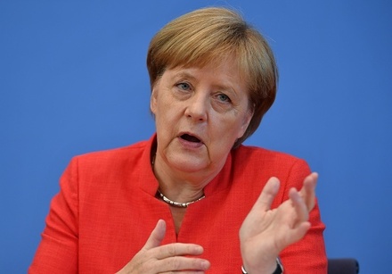 Меркель отказалась считать ФРГ зависимой от РФ из-за газопровода