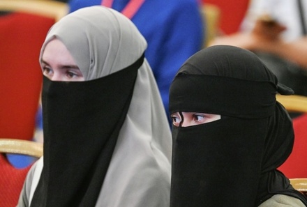 В РПЦ заявили, что исламские духовные лидеры примут «правильное решение» относительно никабов