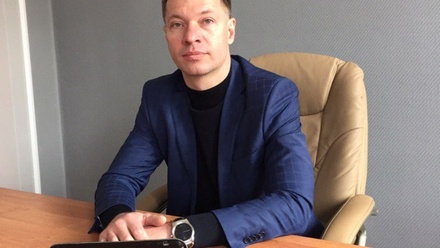 В «Единой России» захотели исключить из партии депутата за нападение на журналиста