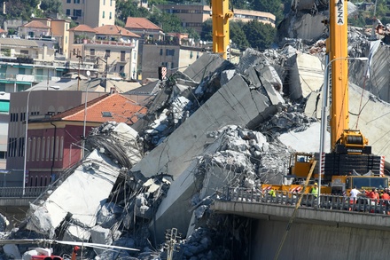 Число жертв обрушения моста в Генуе достигло 41