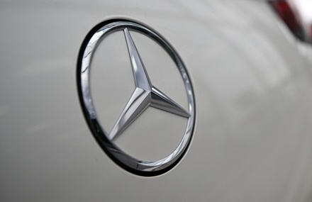 В Германии на аукционе продали Mercedes за 135 млн евро