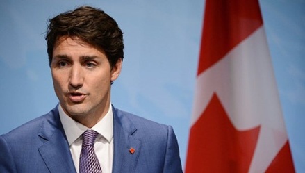 Премьер-министр Канады назвал оскорбительным предлог США для пошлин