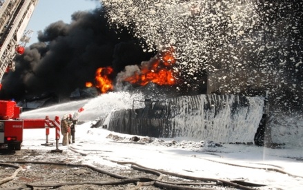 Власти Украины подтвердили возобновление пожара на нефтебазе под Киевом