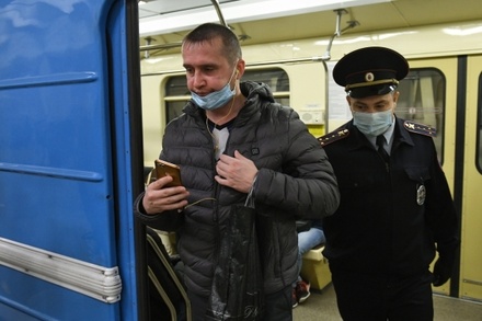 46 тысяч москвичей за два месяца получили штрафы за отсутствие перчаток и масок