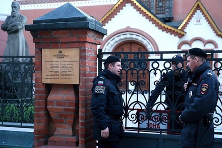 В Совете Федерации задумались об усилении охраны музеев после ЧП в Третьяковке