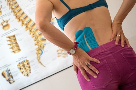 Фитнес-эксперт рассказал, как тренироваться при боли в спине