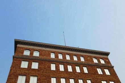 В Госдепе заявили, что флаги с диппредставительств РФ были «почтительно спущены»