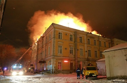 По факту пожара в детской больнице в Твери СКР начал доследственную проверку