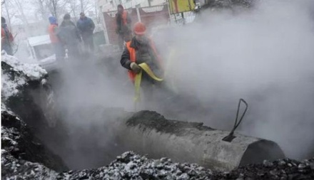 В подмосковном Подольске произошёл прорыв теплотрассы