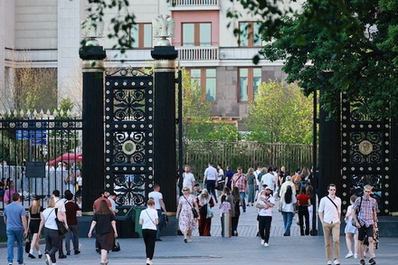 Москву и регионы Центральной России на следующей неделе охладят ливни с грозами