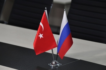 В посольство РФ в Турции не поступала информация о пострадавших соотечественниках на затонувшей яхте