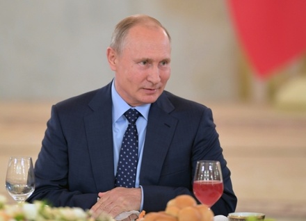 Владимир Путин рассказал, с кем из мировых лидеров отмечал свой день рождения