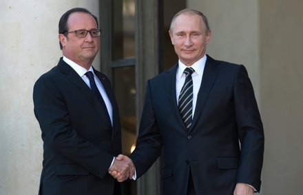 В Кремле началась встреча Владимира Путина и Франсуа Олланда