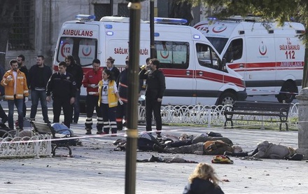 В совершении теракта в аэропорту Стамбула заподозрили выходца из Чечни