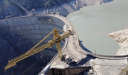Половина жителей Абхазии остались без света из-за аварии на Ингурской ГЭС