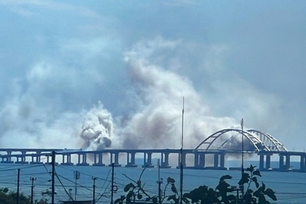 В Совфеде заявили, что ВСУ атаковали Крымский мост зенитными ракетами