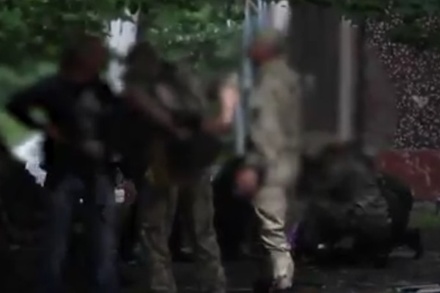 Один человек погиб при взрыве в центре Луганска