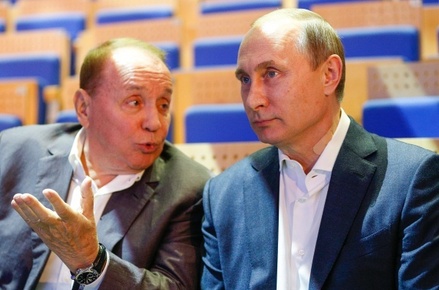 В пресс-службе КВН отрицают запрет на шутки о Владимире Путине