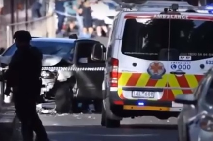 Полиция Германии рассматривает наезд грузовика на людей в Мюнстере как теракт