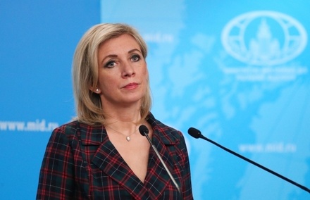 Захарова: Россия и Украина продолжают переговоры в онлайн-формате