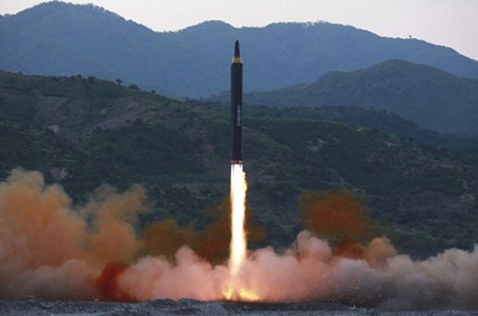 Южная Корея сообщила о новом запуске КНДР баллистической ракеты