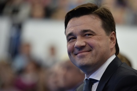 Губернатор Подмосковья отказался прекращать сотрудничество с сыном генпрокурора