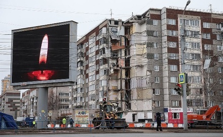 Власти Удмуртии обеспечат квартирами жильцов полуразрушенного дома в Ижевске