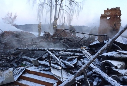 СКР возбудил уголовное дело о халатности после пожара в посёлке Песочное