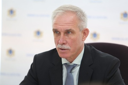 Ульяновский губернатор сократит зарплаты себе и чиновникам