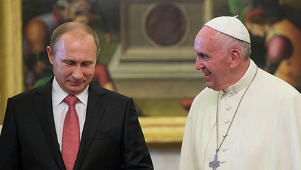 Владимир Путин встретился с папой римским Франциском