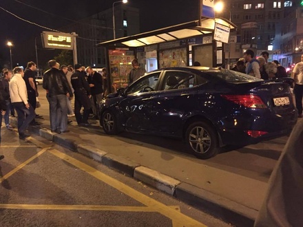 Водитель, протаранивший автобусную остановку на юго-западе Москвы, был пьян