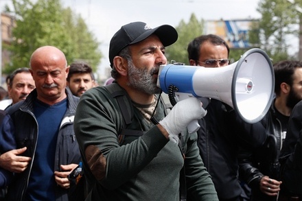 Лидер армянской оппозиции призвал к неповиновению