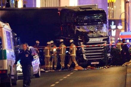 Газета Die Welt сообщает об убийстве настоящего водителя грузовика до ЧП в Берлине