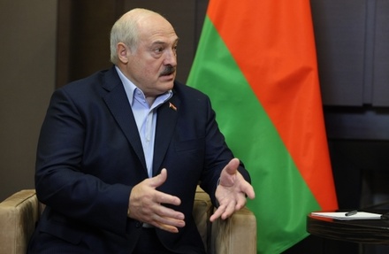 Александр Лукашенко впервые приехал в Абхазию с официальным визитом