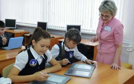 В российских школах с 1 сентября введут уроки финансовой грамотности