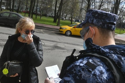 Пешеходам в Москве посоветовали носить с собой паспорт