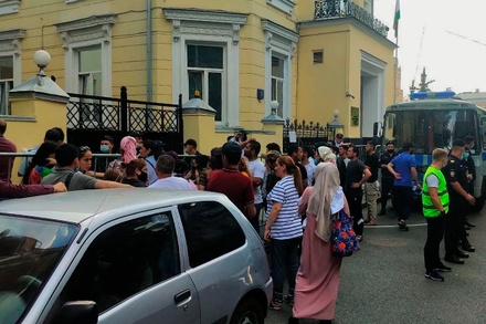 В Союзе таджикистанцев России осудили митинг соотечественников у посольства страны в Москве