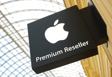 Apple опубликовала список авторизованных ретейлеров iPhone