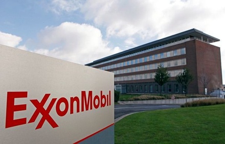 Компания ExxonMobil отказалась от проектов с «Роснефтью» из-за санкций