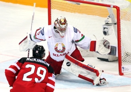 Канада разгромила Белоруссию и вышла в полуфинал ЧМ по хоккею