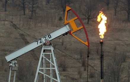 СМИ узнали о планах российских компаний сжигать нефть