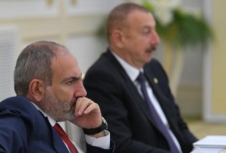Пашинян и Алиев заявили о готовности устроить  переговоры в Москве