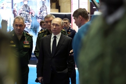 Владимир Путин подписал указ о дополнительных соцгарантиях военным