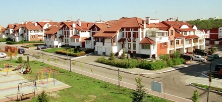 Аналитики заявили о падении спроса на дорогое загородное жильё в Подмосковье
