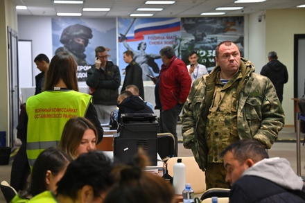 Власти Крыма предложили запретить военнообязанным выезд из России