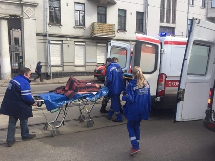 Мужчина госпитализирован при пожаре в центре Москвы