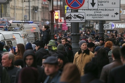В Петербурге такси возит пассажиров бесплатно после теракта в метро