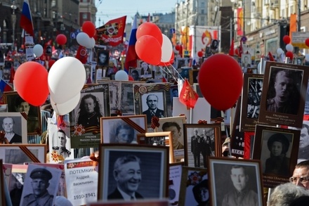 В акции «Бессмертный полк» в Москве приняли участие более 700 тысяч человек