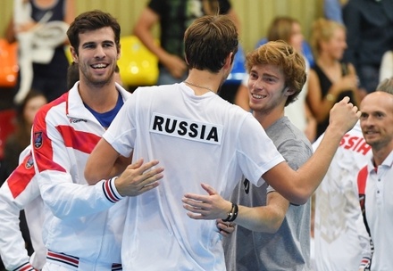 Два российских теннисиста сыграют друг с другом в ¼ финала US Open