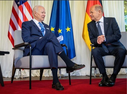 Джо Байден и Олаф Шольц обсудили ситуацию вокруг Украины 
